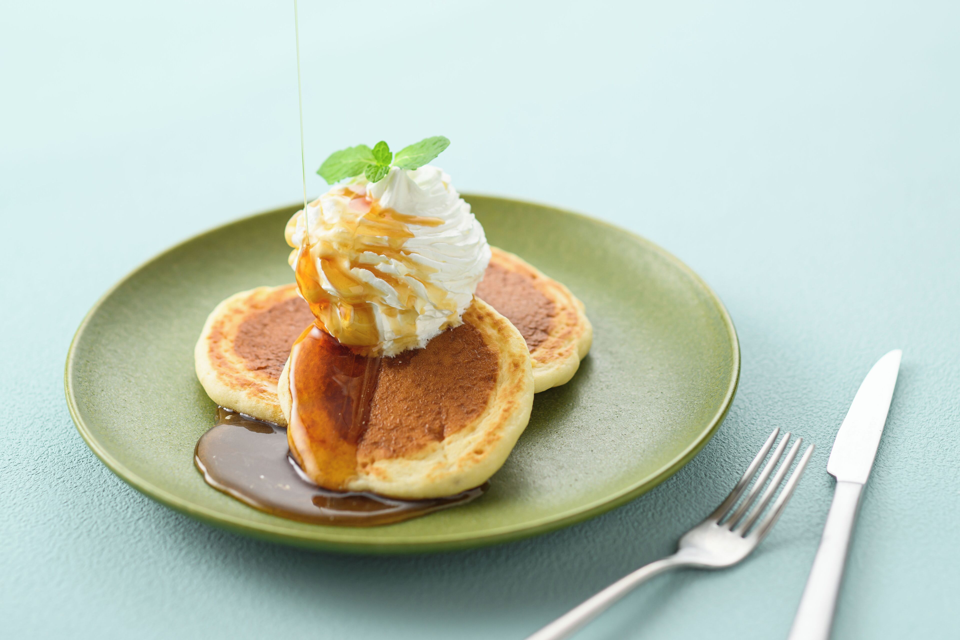 daily buffet breakfast (jpy 3800 per person)