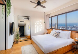 Deluxe Double or Twin | In-room safe, individually decorated, individually furnished