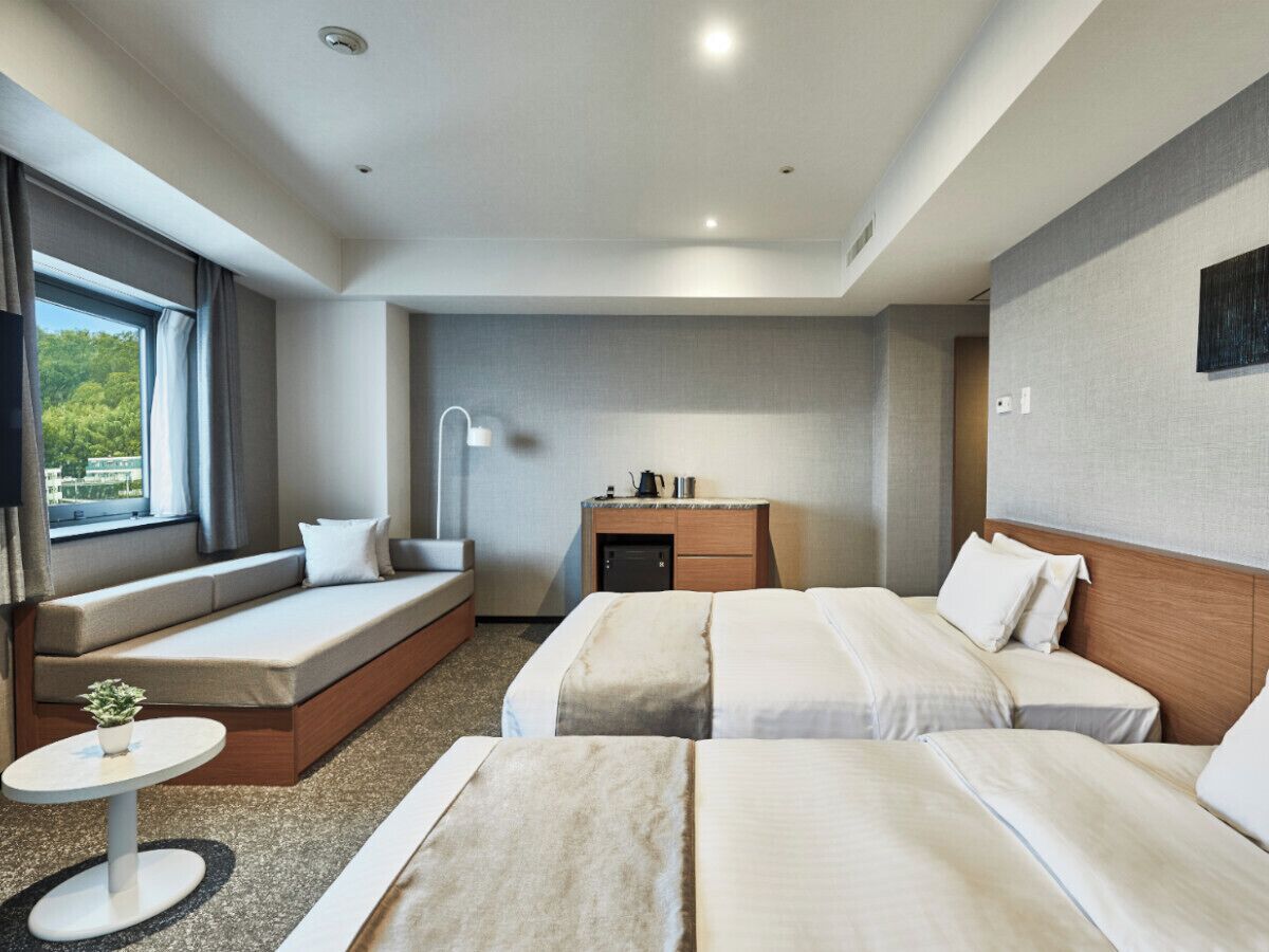 디럭스 트윈룸, 침대(여러 개), 금연 (2-5 pax use) | 책상, 다리미/다리미판, 무료 WiFi, 침대 시트