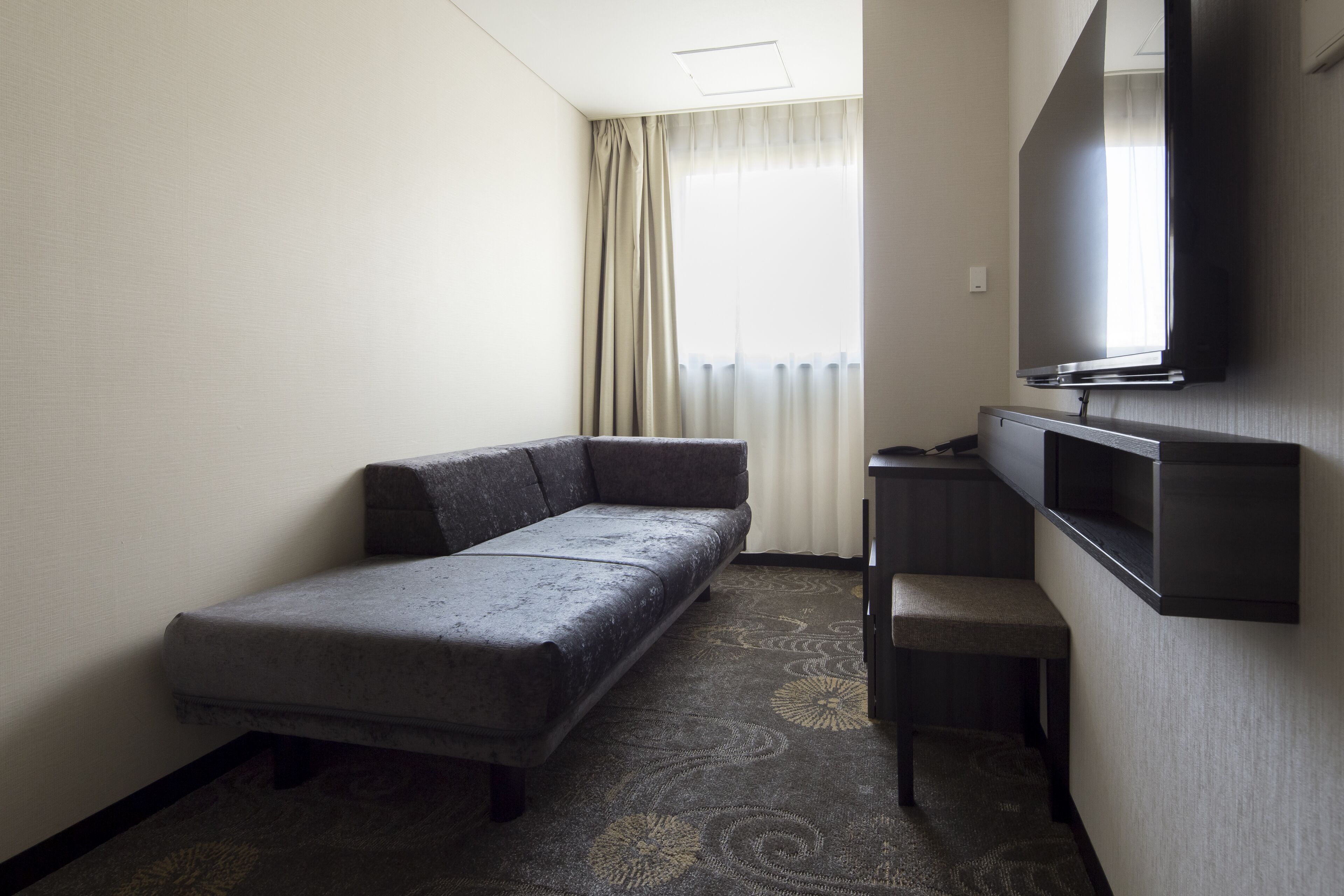 superior double room, non smoking (4f, extra sofa bed for 3rd person) | living room | flat-screen tv, pay films