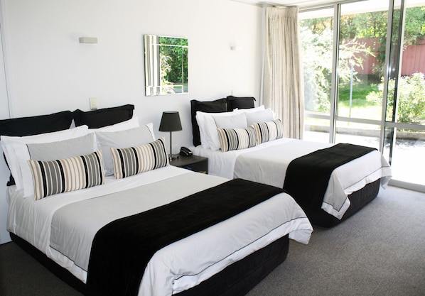 Deluxe Studio, Non Smoking (Terrace or Balcony)