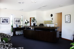 Reception - Pacific Park (Dunedin)