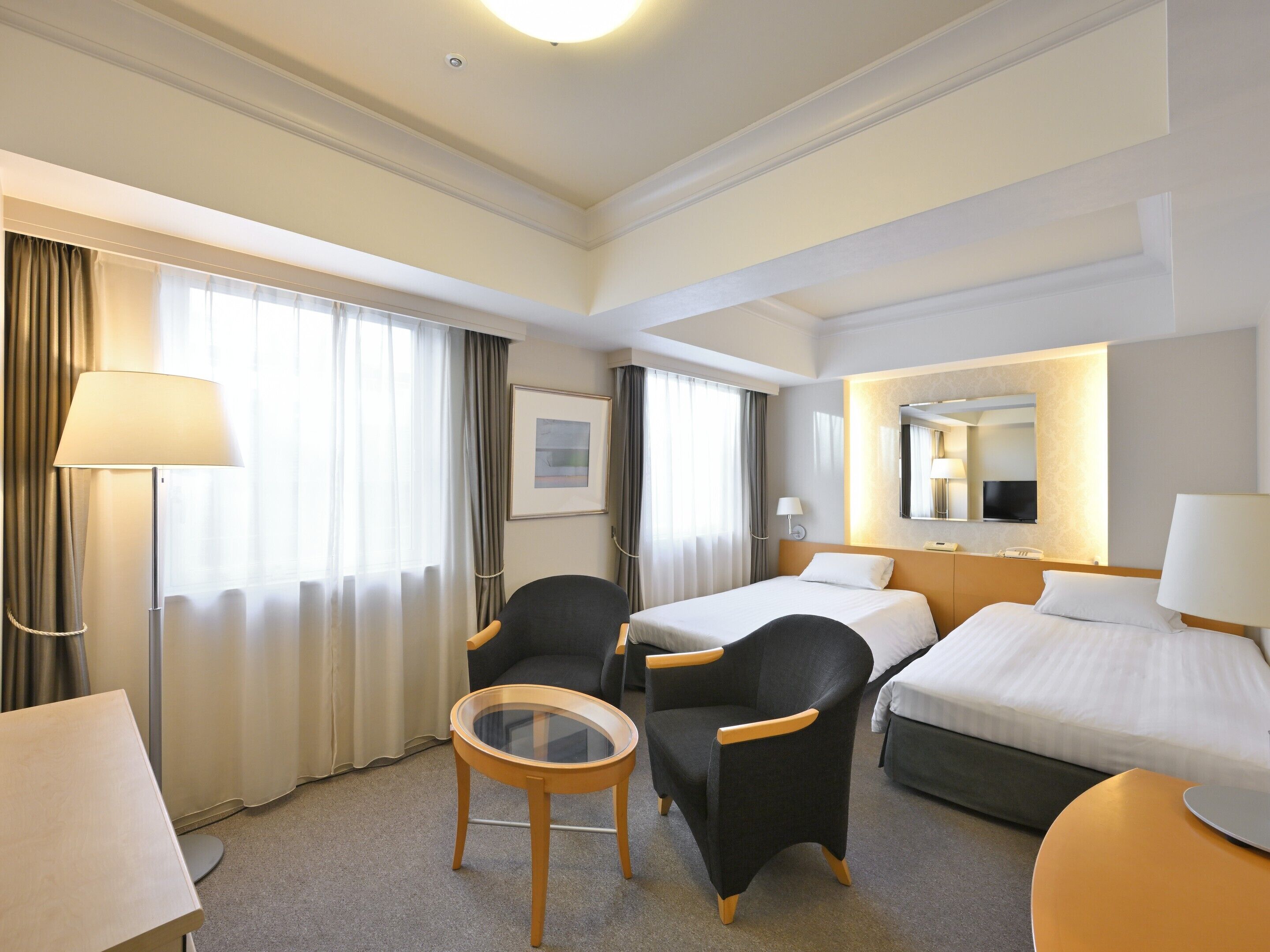 wide twin room, non smoking | 1 bedroom, premium bedding, down duvets, in-room safe