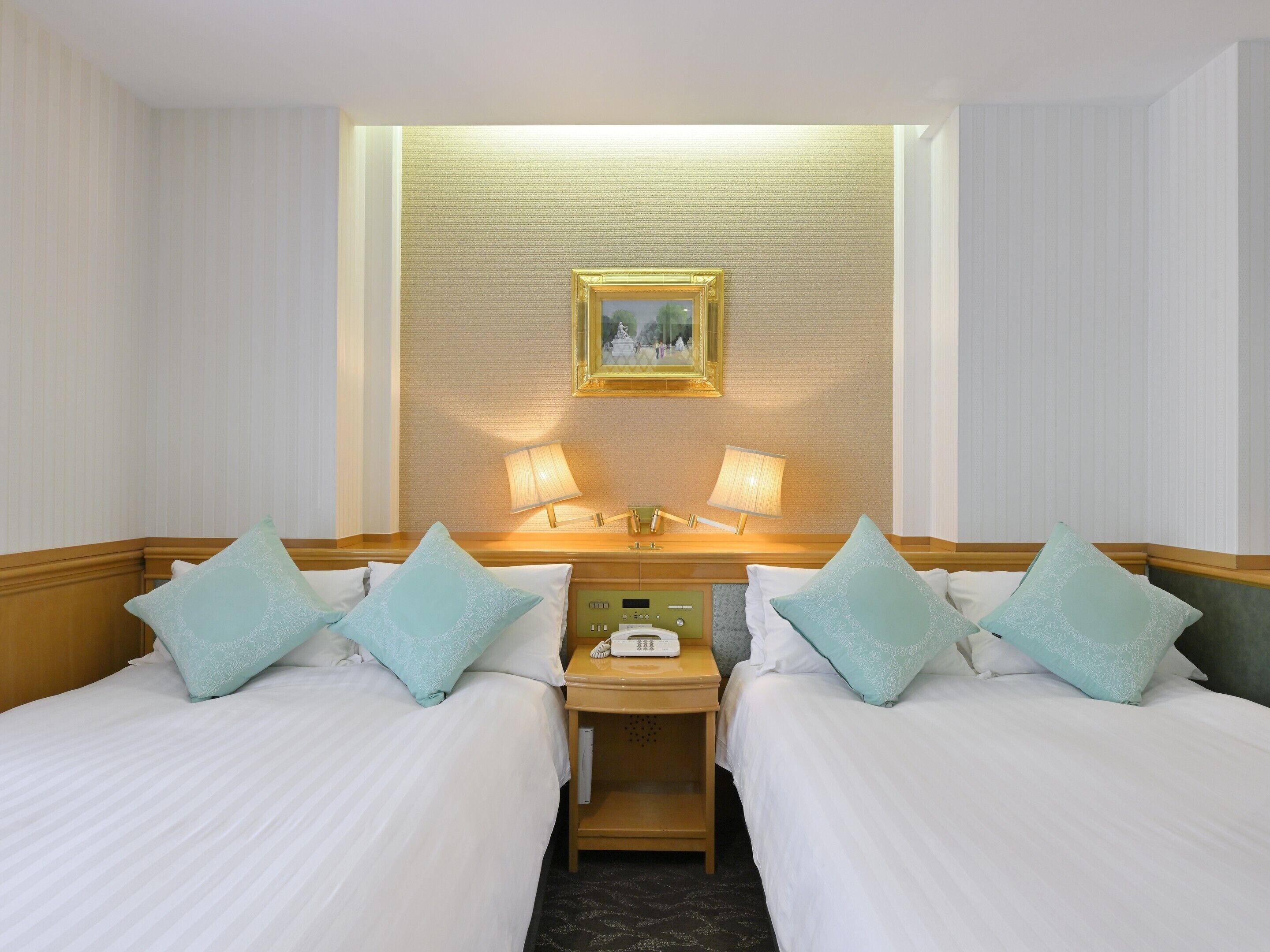 suite room, non smoking | 1 bedroom, premium bedding, down duvets, in-room safe