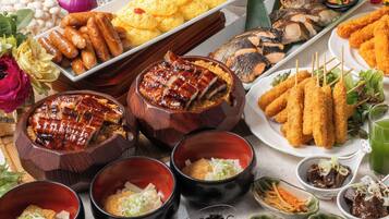 Esmorzar diari d'estil bufet (1800 JPY per persona)