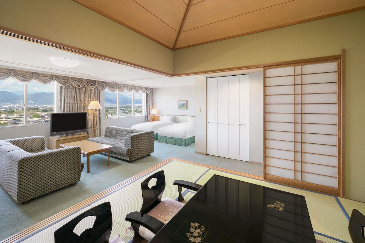 Classic Suite, Multiple Beds, Mountain View (Japanese Western Style) | In-room safe, desk, iron/ironing board, free WiFi