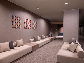 In-room safe, desk, iron/ironing board, free WiFi - Mercure Nagano Matsushiro Resort & Spa (Nagano)