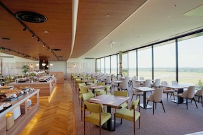 Dinner served - Marroad International Hotel Narita (Narita)