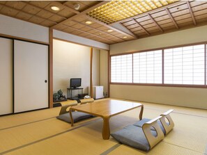 Room - Hotel Binario Komatsu Centre (Komatsu)