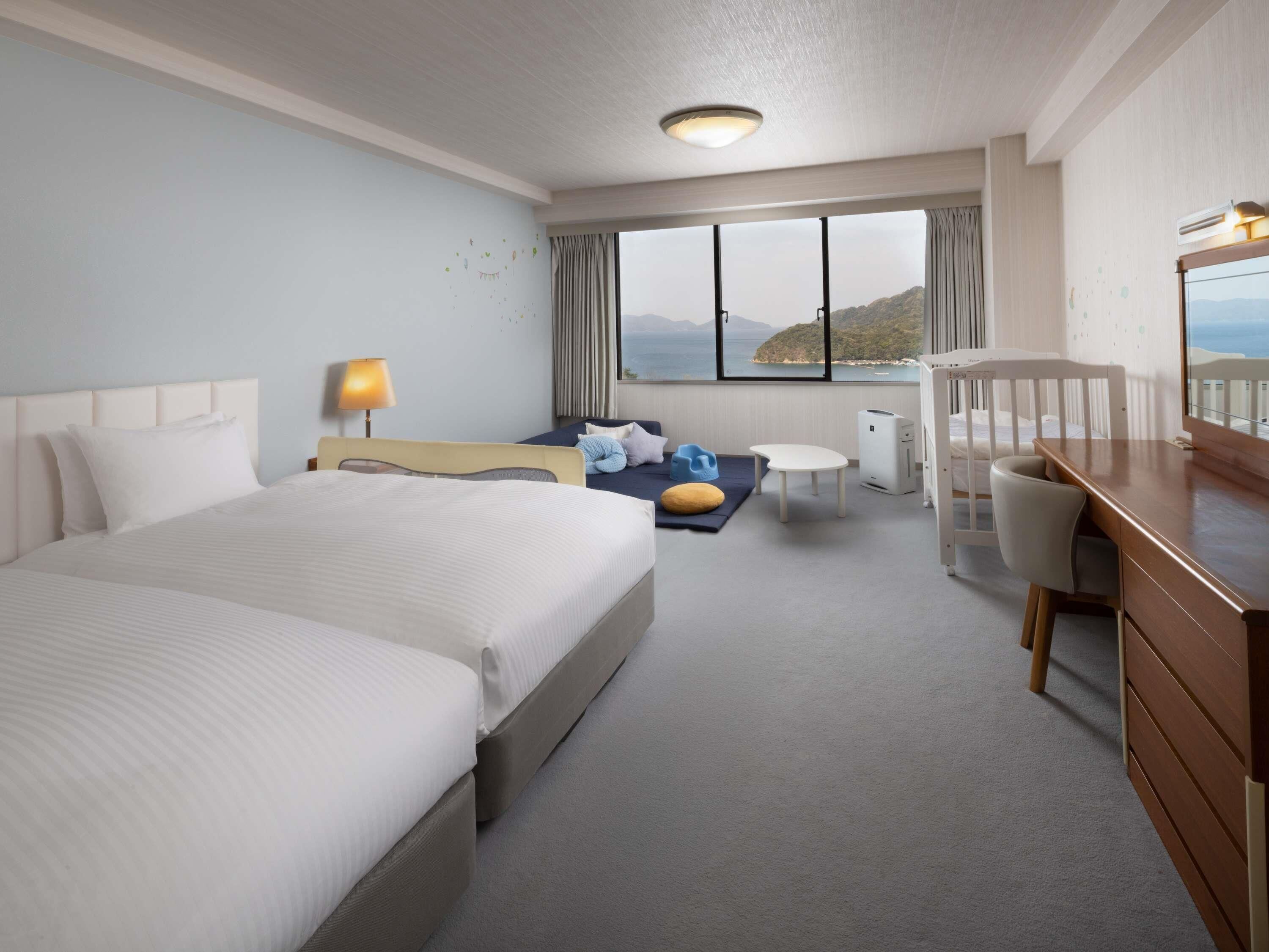 In-room safe, desk, free WiFi, bed sheets