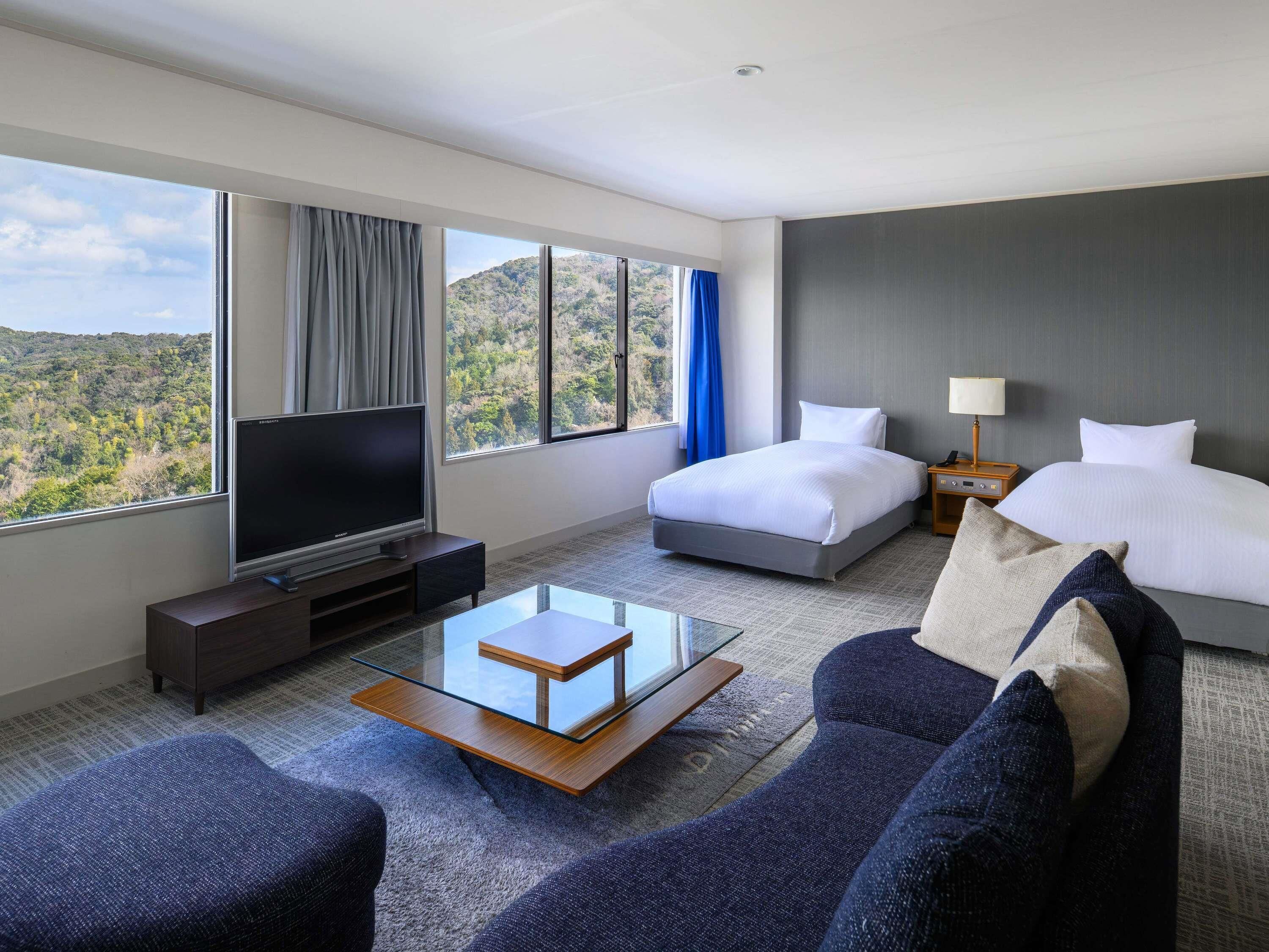 普通套房, 多張床, 海景 (Japanese Western Style) | 客房內保險箱、書桌、免費無線上網、床單