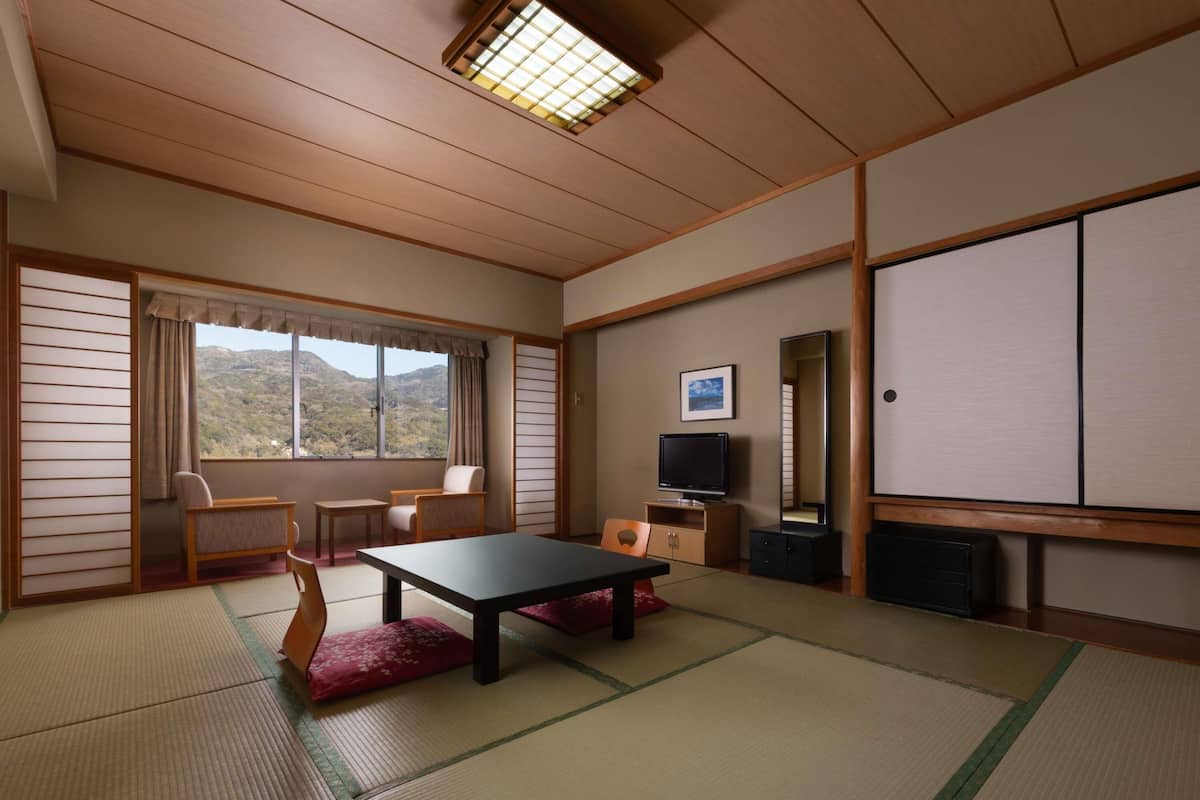 Classic Room, Japanese style, 4 futon beds, Mountain view | In-room safe, desk, free WiFi, bed sheets