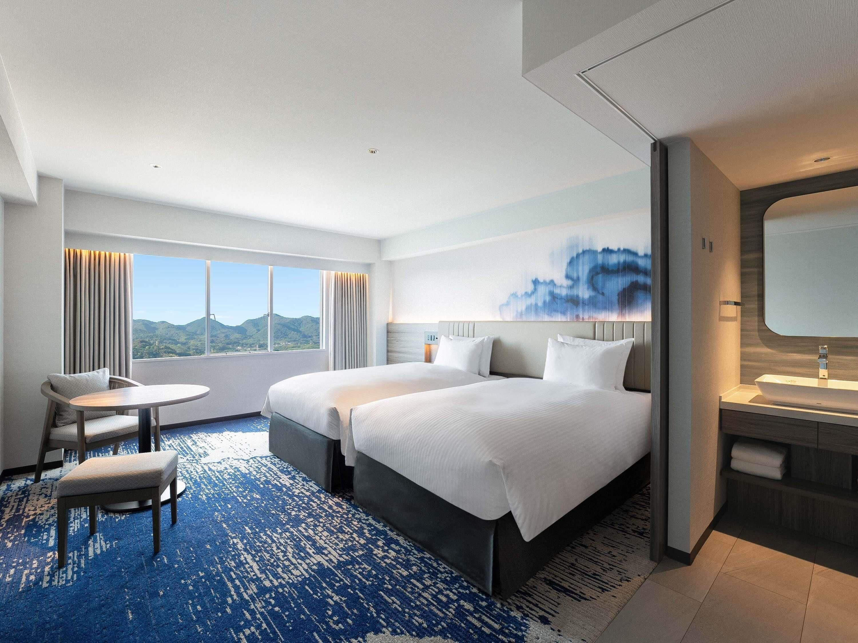 Superior Room, 2 Katil Bujang (Single) | Peti besi dalam bilik, meja, Wi-fi percuma, cadar katil 