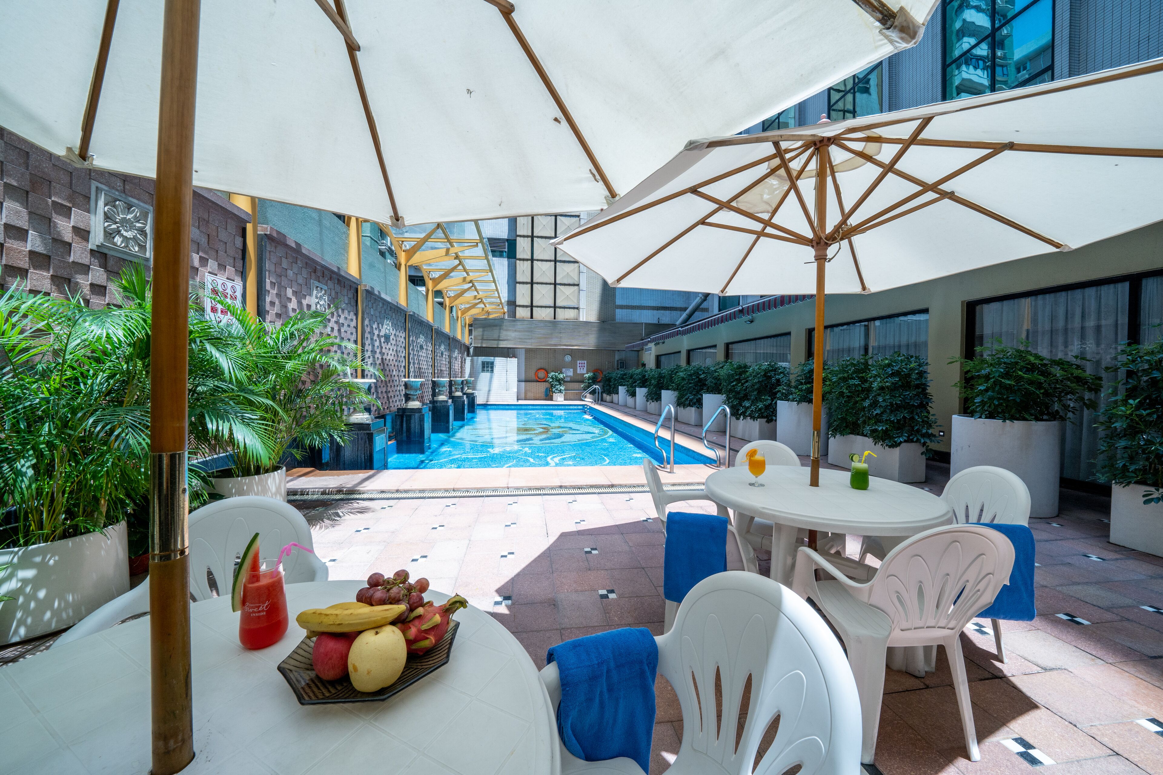 Seasonal outdoor pool