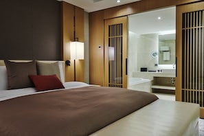 套房 (Studio, Indoor pool access for 2) | 迷你吧、客房內保險箱、書桌、遮光布/窗簾