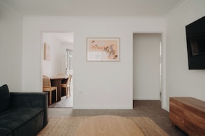 Apartment, 2 Bedrooms | Living area - Albany Motel & Apartments (Albany)