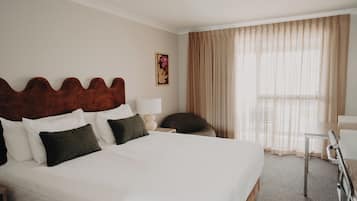 Chambre Exécutive, 1 très grand lit