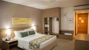 Deluxe Double Room | Minibar, in-room safe, desk, free WiFi