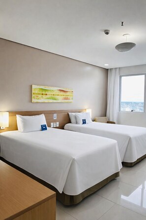 Deluxe Twin Room | Minibar, in-room safe, desk, free WiFi - Blue Tree Premium Manaus (Manaus)