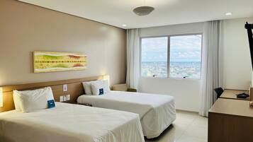 Minibar, caja de seguridad en la habitación, escritorio y wifi gratis