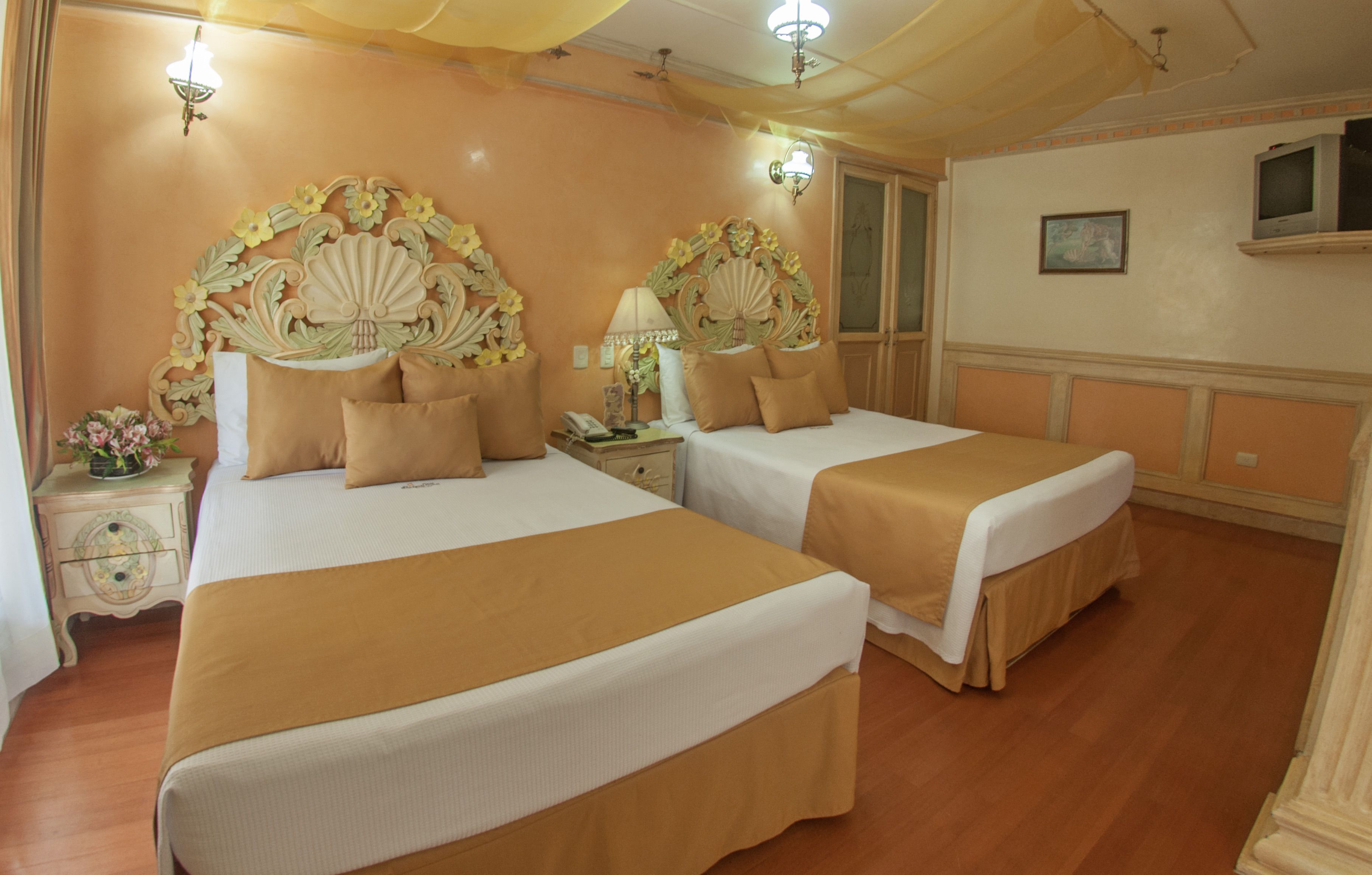 double room | premium bedding, in-room safe, desk, free wifi