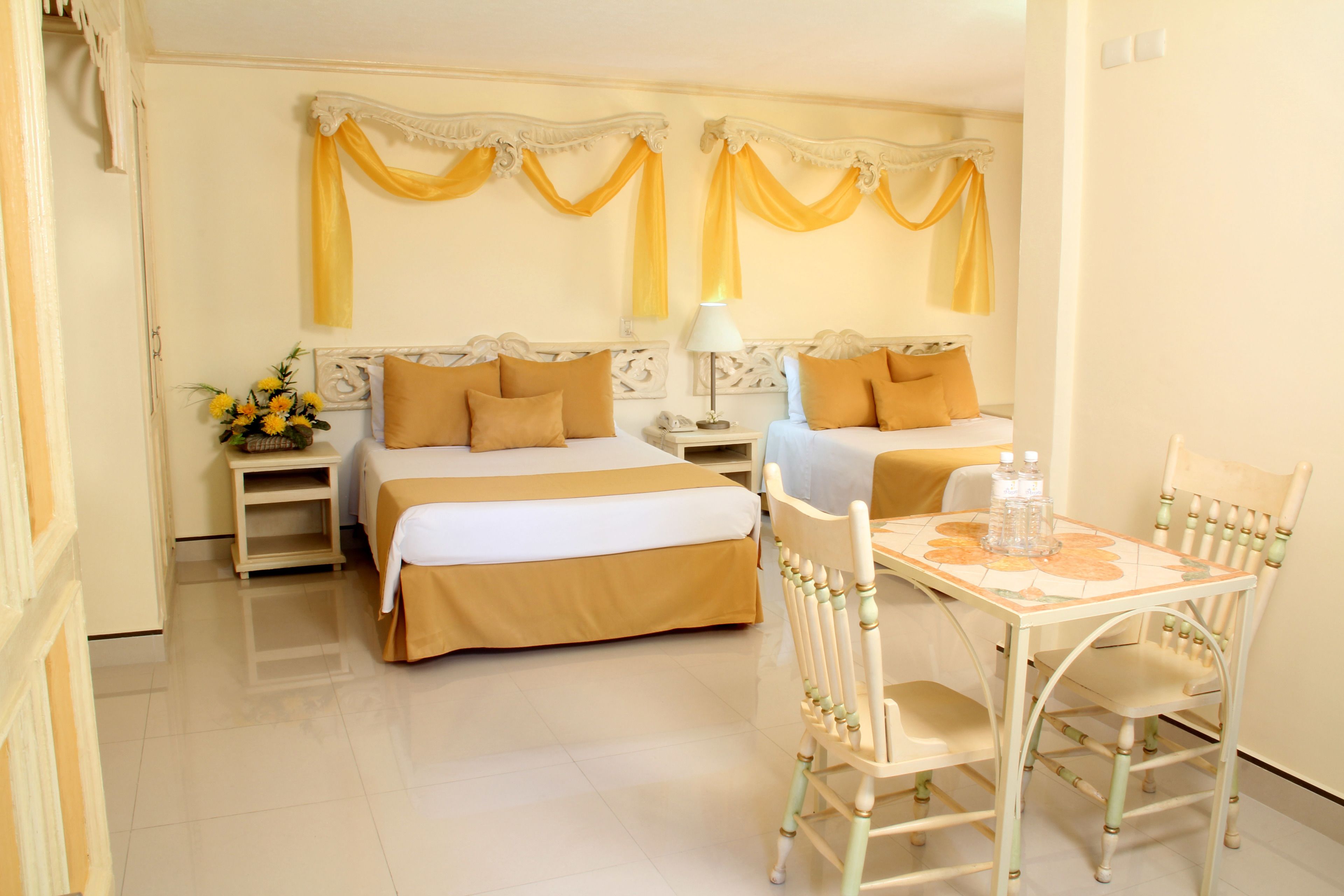 premium bedding, in-room safe, desk, free wifi