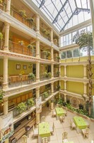 Breakfast, lunch and dinner served