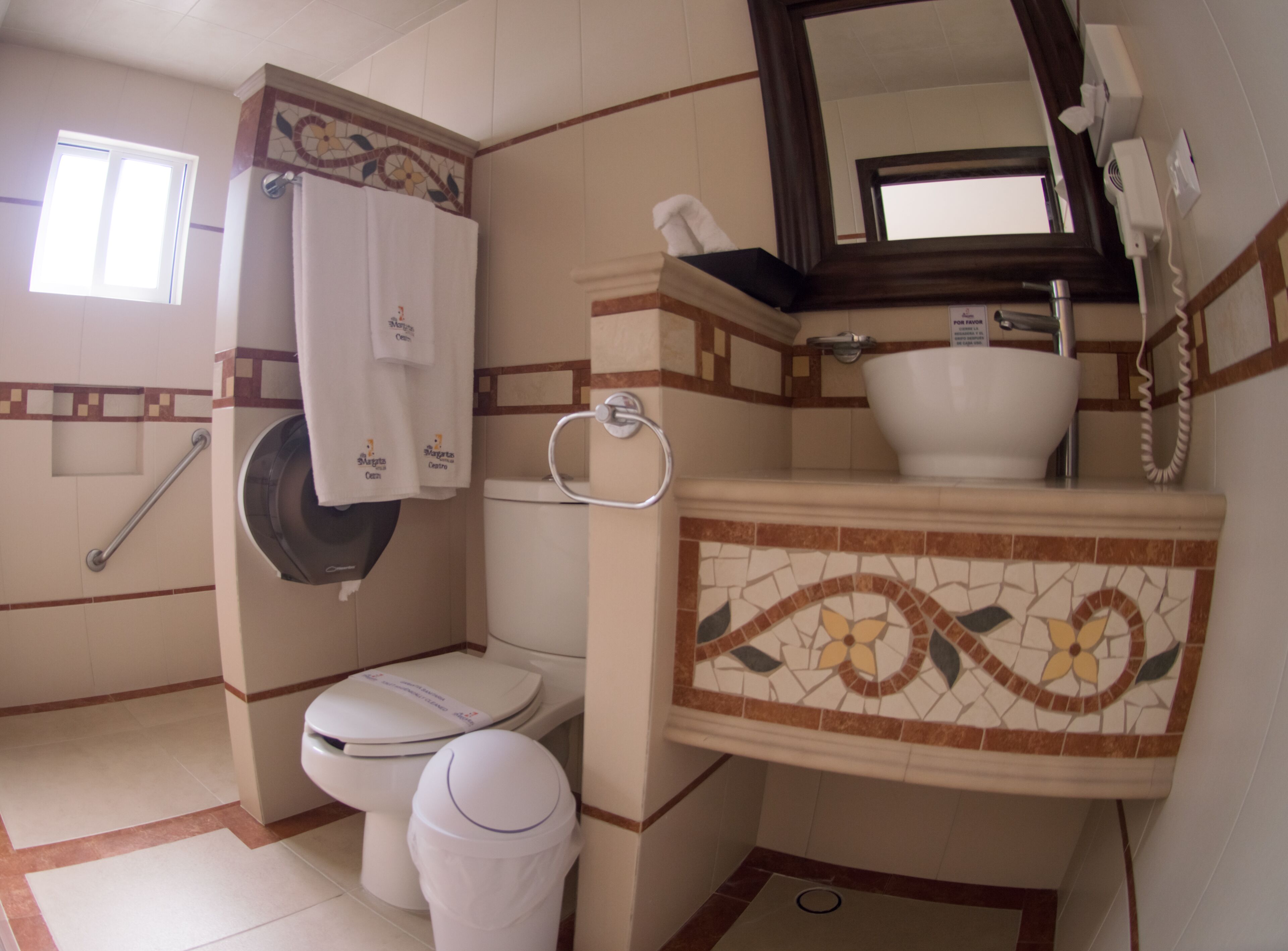 combined shower/bathtub, deep-soaking bathtub, rainfall showerhead