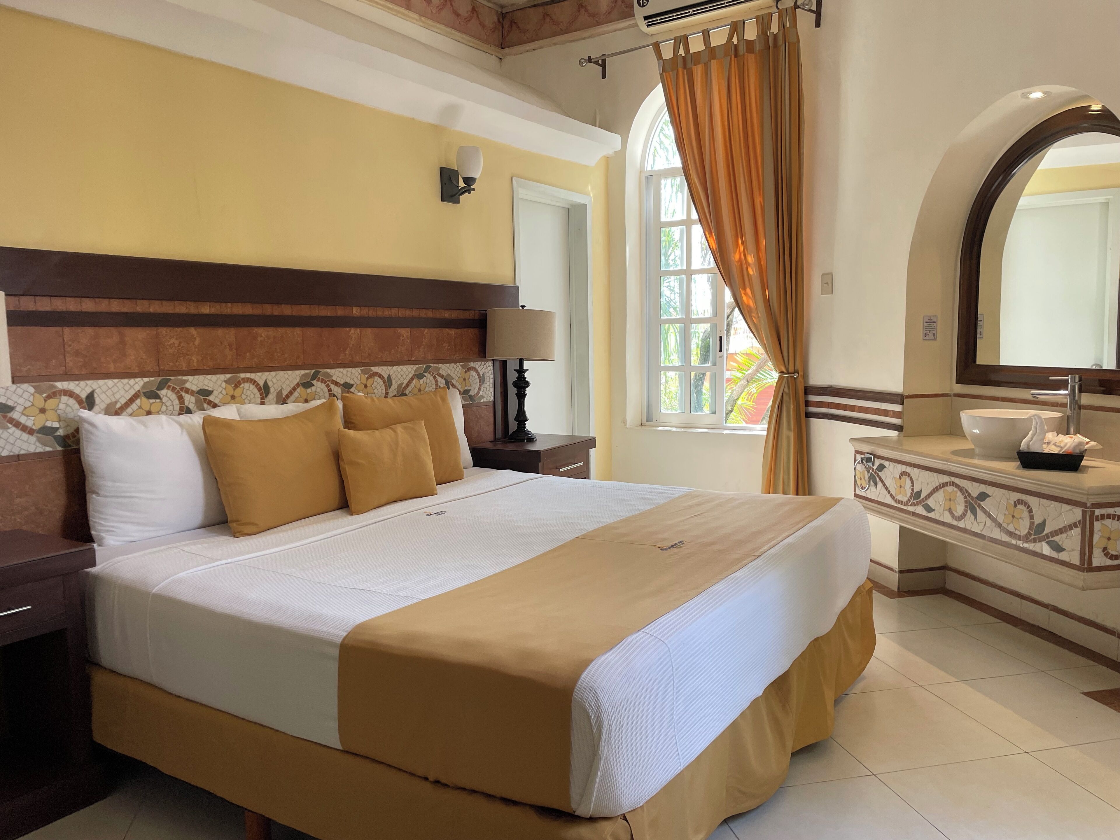 family suite | premium bedding, pillow-top beds, in-room safe, individually decorated
