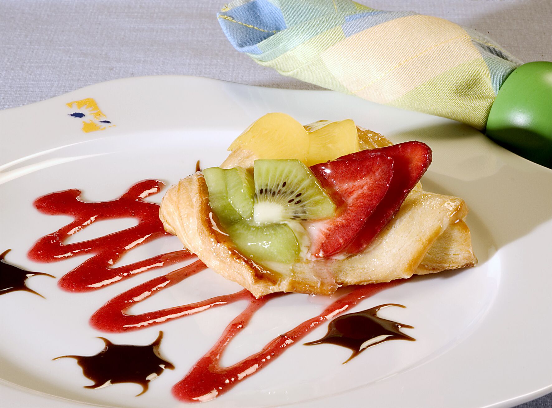 breakfast, lunch and dinner served