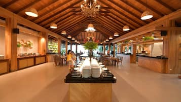 Daily buffet breakfast (THB 500 per person)