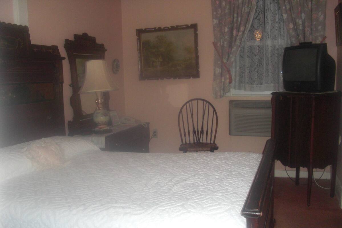 Select Comfort beds, blackout drapes, iron/ironing board (on request)