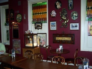 Bar (in der Unterkunft)