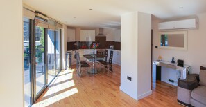 Luxury Apartment, 2 Bedrooms | View from room - Luxlogic (London)