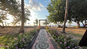 ชายหาด