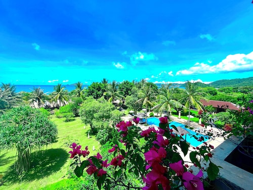 科莫多弗洛雷斯套房飯店