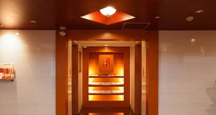 Yokohama Heiwa Plaza Hotel