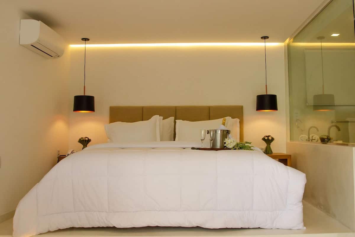 1 bedroom, in-room safe, blackout curtains, free WiFi