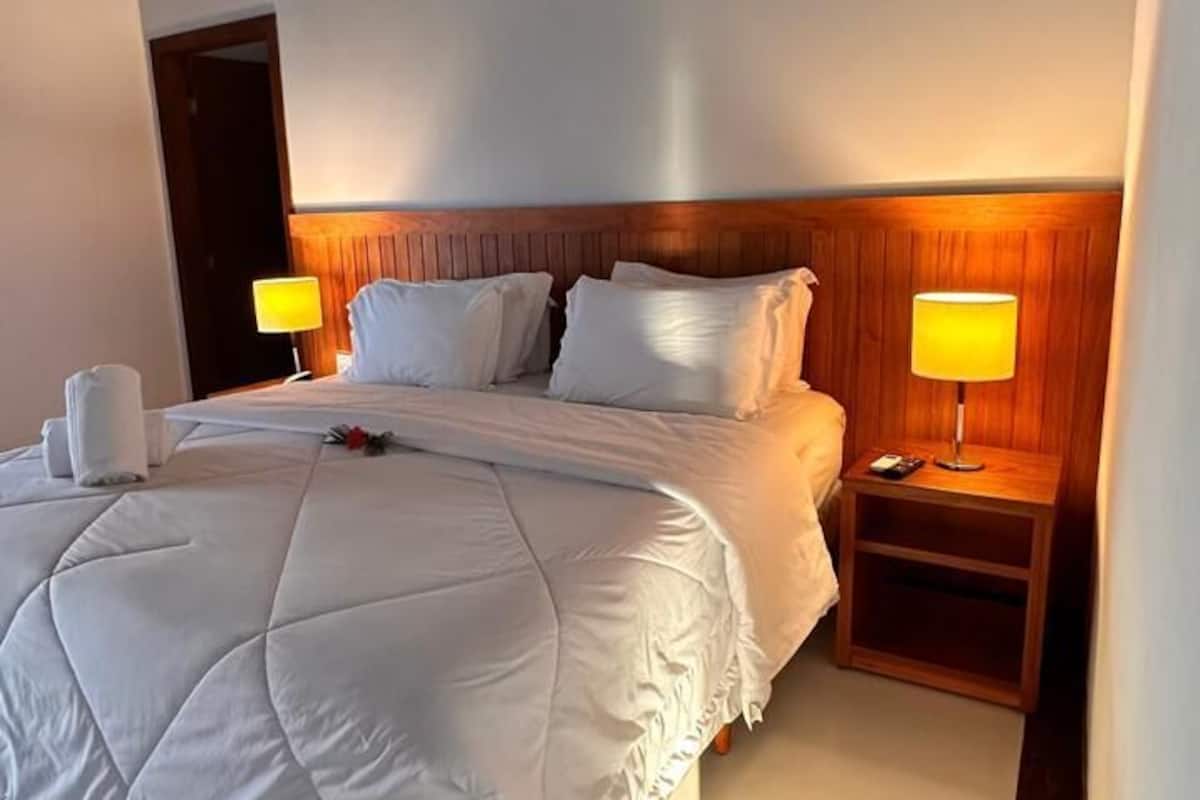 Bangalô Família | Caja de seguridad en la habitación, cortinas blackout y wifi gratis