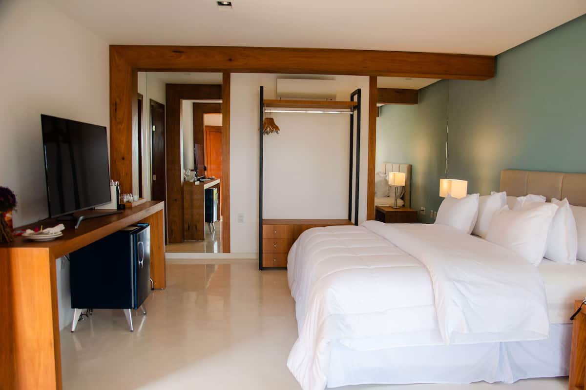 Suíte Premium Lagoa de Guaraíras | 1 bedroom, in-room safe, blackout curtains, free WiFi