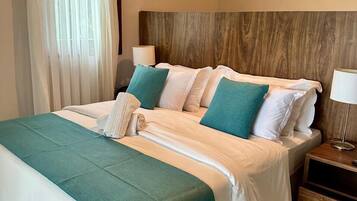 Caja de seguridad en la habitación, cortinas blackout y wifi gratis