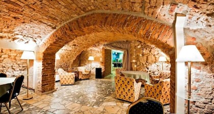 Aparthotel Miodosytnia