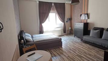 Monolocale Deluxe | Una cassaforte in camera, culle/letti per bambini (a pagamento)