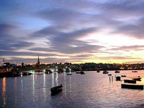 In-room safe, desk, iron/ironing board, free WiFi - Riverbank House Hotel (Wexford)