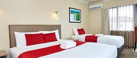 Barnesenger, wi-fi (inkludert) og sengetøy