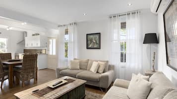 Apartamento, 3 habitaciones (Grandview) | Tabla de planchar con plancha, wifi gratis, ropa de cama