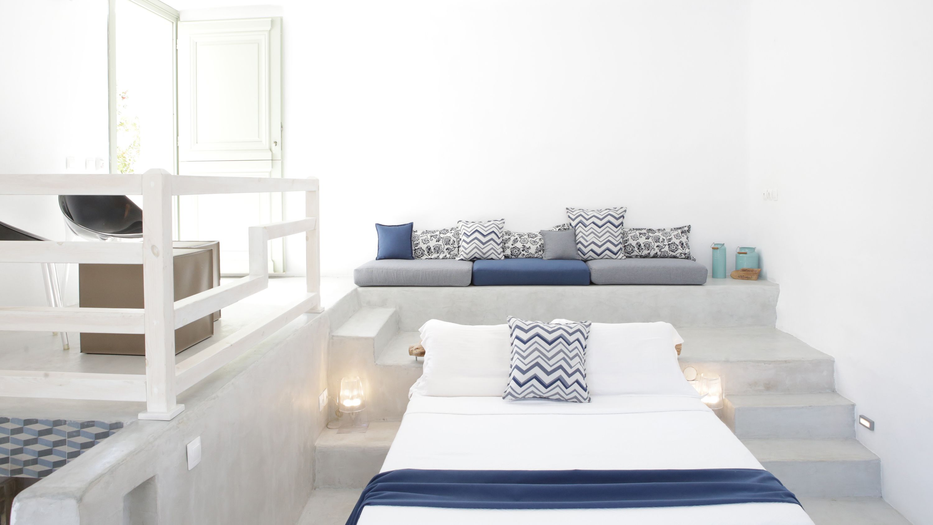 honeymoon suite with indoor plunge pool and sea view | frette italian sheets, premium bedding, minibar, in-room safe