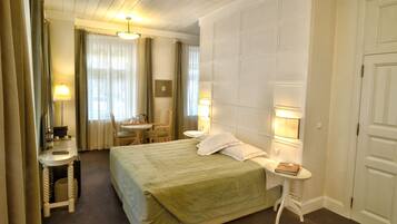 1 habitación, minibar y caja de seguridad en la habitación