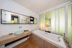 Bathroom - Sand Sea Resort (Krabi)