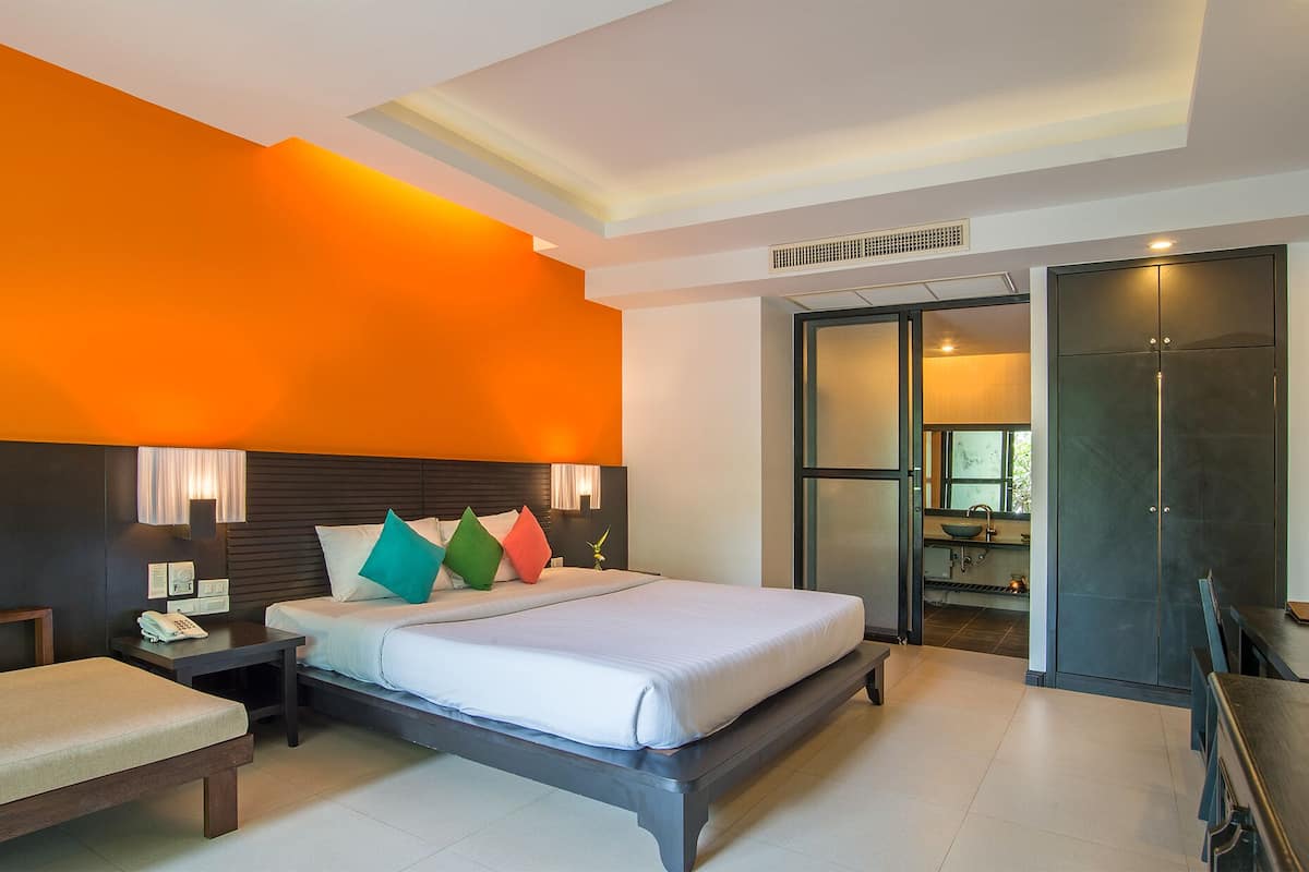 1 bedroom, in-room safe, blackout drapes, soundproofing